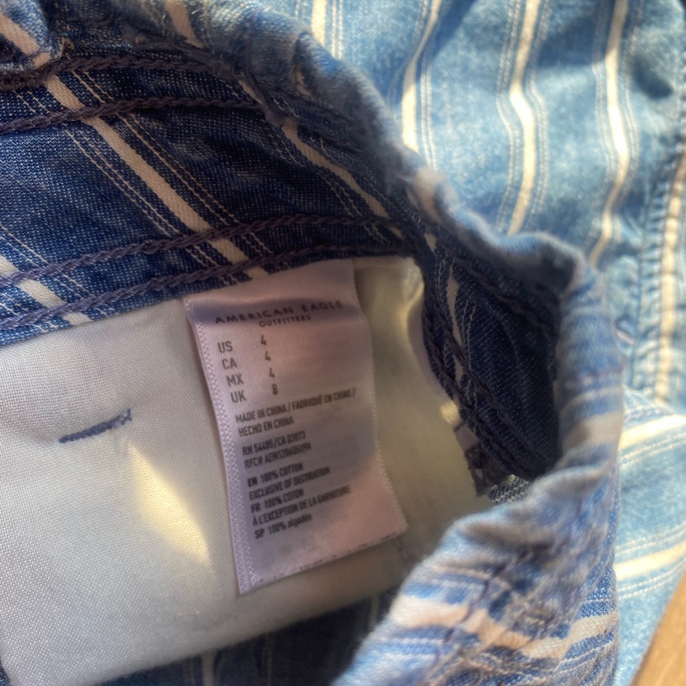 AE shorts - Picture 3 of 4